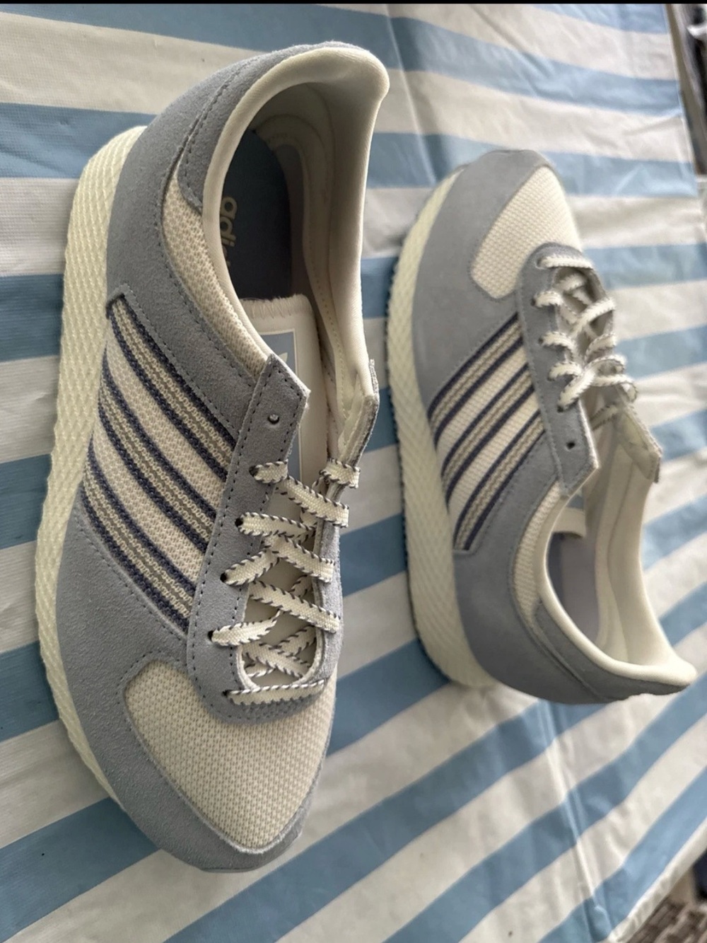 Adidas Originals Atlanta W Women's 7.5 / Men's 6.5 Off White Silver JI2893